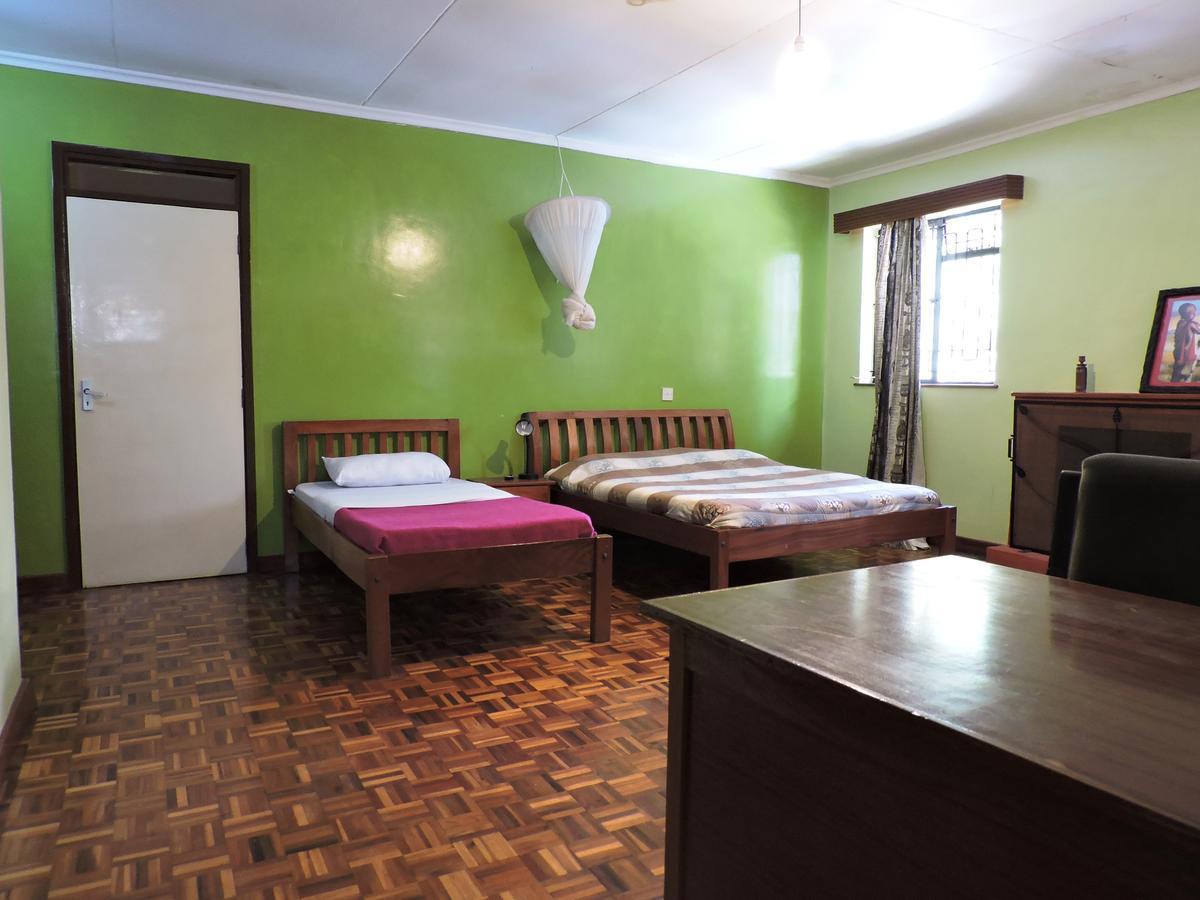 Milimani Backpackers Hostel Nairobi Bagian luar foto