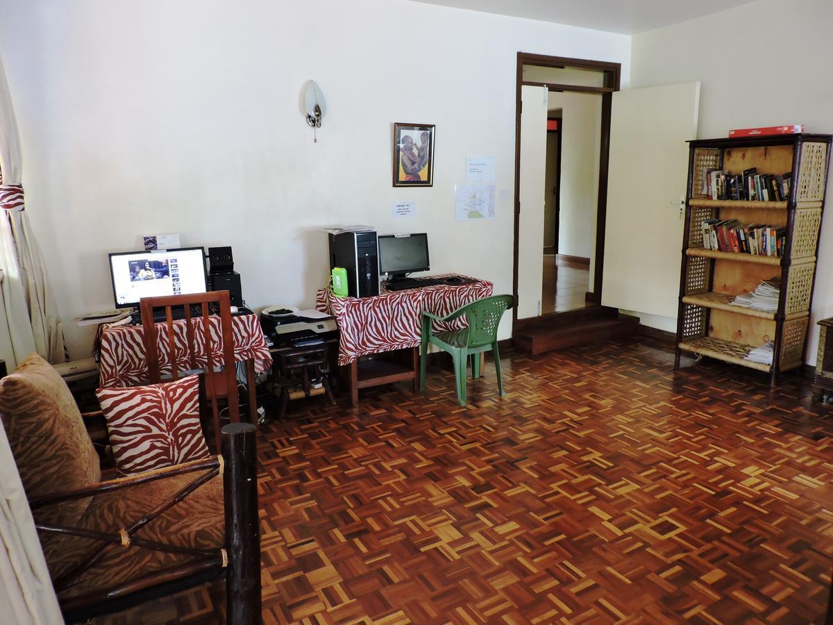 Milimani Backpackers Hostel Nairobi Bagian luar foto