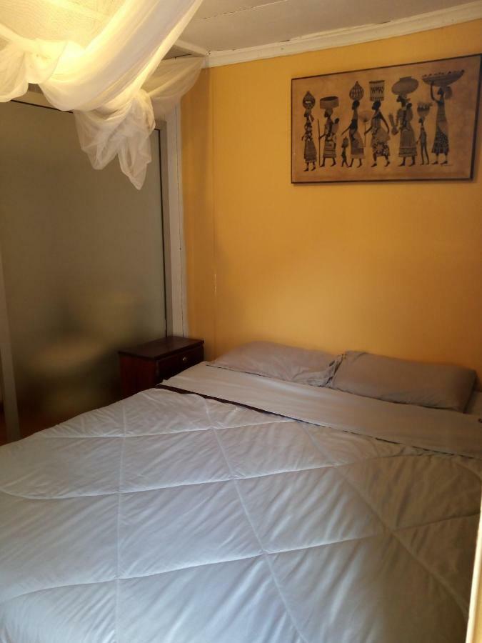 Milimani Backpackers Hostel Nairobi Bagian luar foto